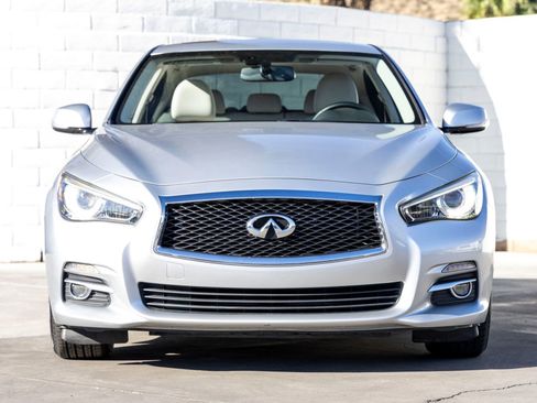 Used 2017 INFINITI Q50 3.0t Premium w/ 3.0T Premium Plus Package image 4