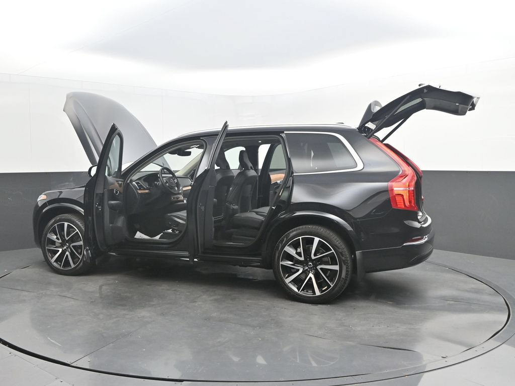 Certified 2023 Volvo XC90 B6 Plus w/ Protection Package Premier AWD/4WD image 38