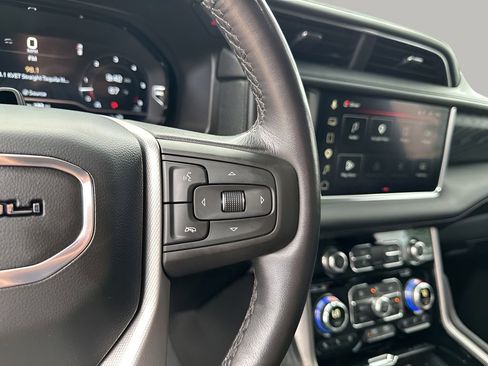 Used 2023 GMC Yukon XL Denali w/ Denali Reserve Package RWD image 31