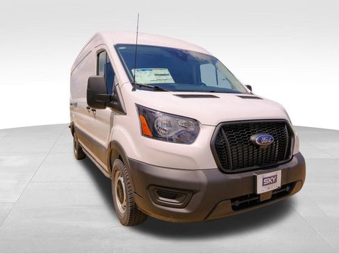 New 2025 Ford Transit 250 148 Medium Roof image 11