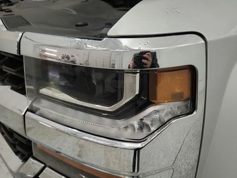 Used 2019 Chevrolet Silverado 1500 LT image 22