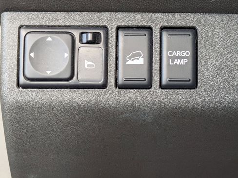 Used 2018 Nissan Frontier SV w/ Value Truck Package image 21