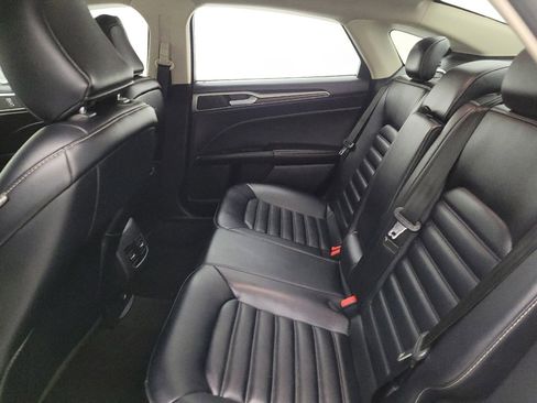 Used 2020 Ford Fusion SEL FWD image 18