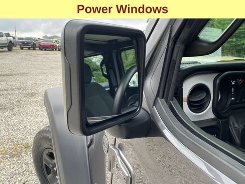 Used 2025 Jeep Wrangler Unlimited Sport AWD/4WD image 7