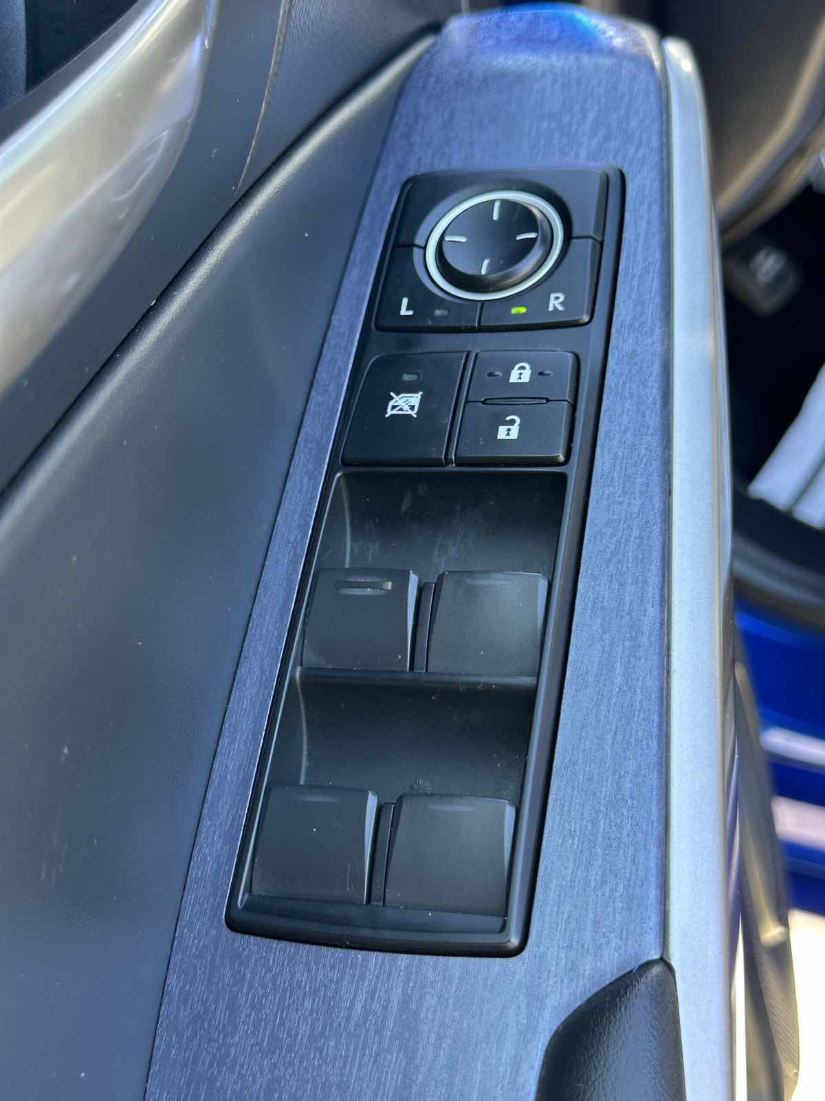 Used 2020 Lexus IS 350 F Sport w/ Blackline Edition AWD/4WD image 31