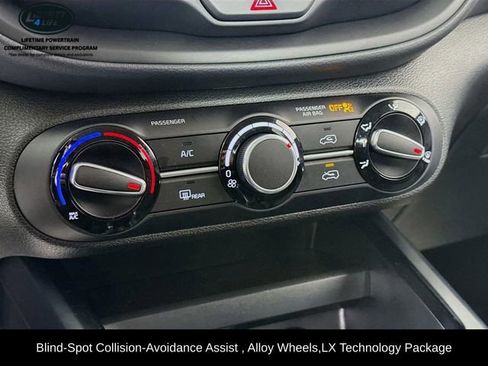 Used 2025 Kia Soul LX w/ LX Technology Package image 15