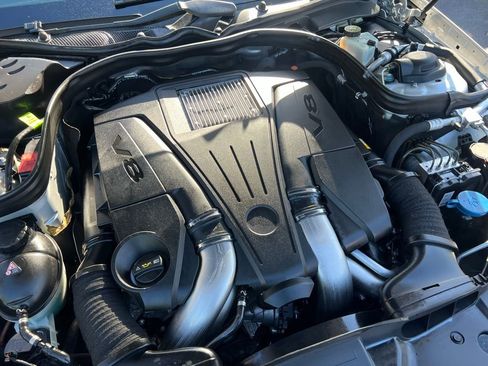 Used 2012 Mercedes-Benz CLS 550 image 4