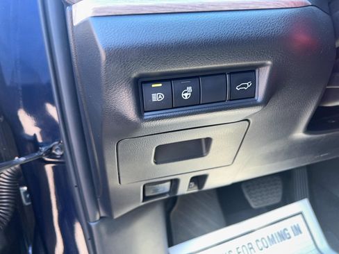 Used 2024 Toyota Grand Highlander AWD image 30
