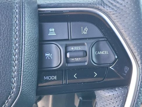 Used 2025 Toyota Sequoia Platinum w/ Tow Technology Package AWD/4WD image 28
