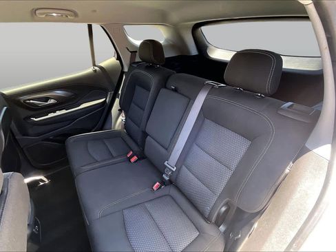 Used 2023 GMC Terrain SLE w/ Driver Convenience Package FWD image 19