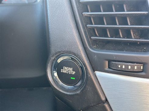 Used 2017 GMC Yukon SLT w/ Open Road Package image 26