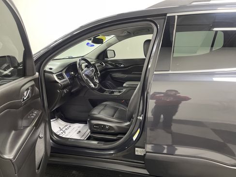 Used 2020 GMC Acadia SLT image 9