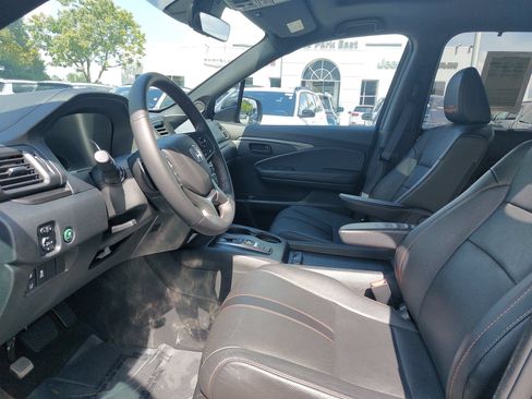 Used 2022 Honda Pilot TrailSport image 16