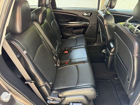 Used 2018 Dodge Journey GT AWD/4WD image 21
