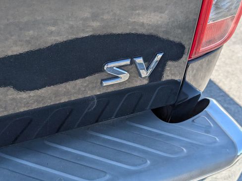 Used 2019 Nissan Frontier SV image 18