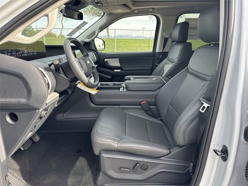 New 2025 Ford Expedition Max Active image 22