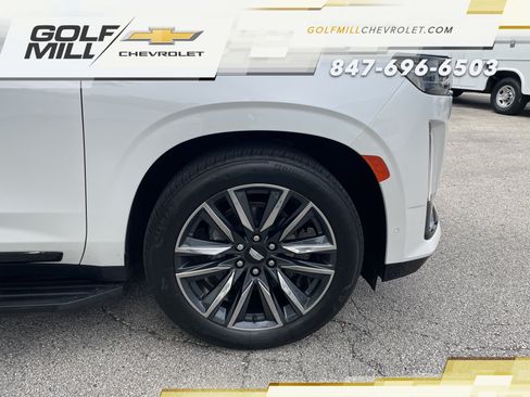 Certified 2024 Cadillac Escalade Sport Platinum w/ Heavy-Duty Trailer Package AWD/4WD image 35
