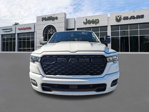 New 2026 RAM 1500 Express AWD/4WD image 9