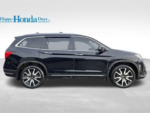 Used 2022 Honda Pilot Touring image 14