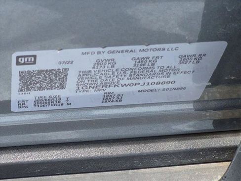 Used 2023 Chevrolet Traverse LS FWD image 24