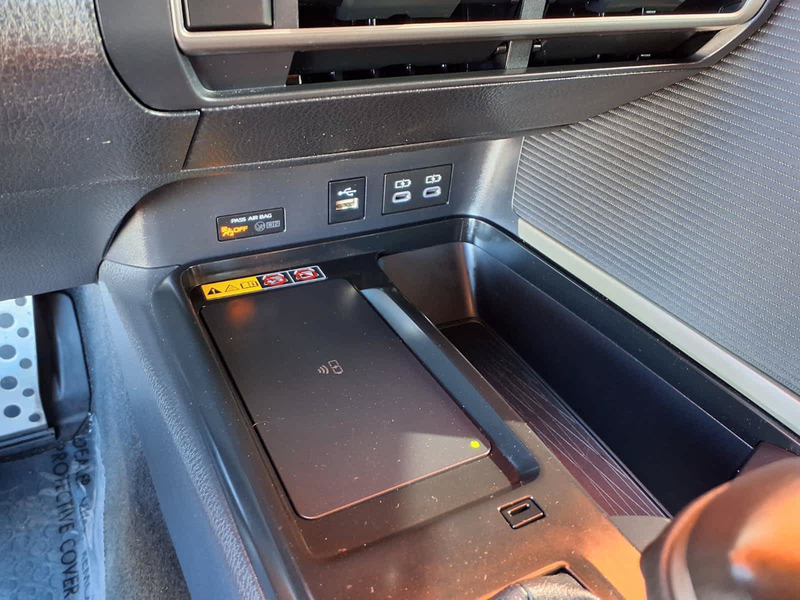 Certified 2025 Toyota Camry SE FWD image 24