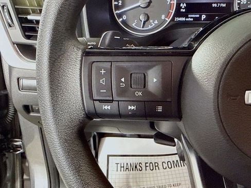 Used 2023 Nissan Rogue SV FWD image 14