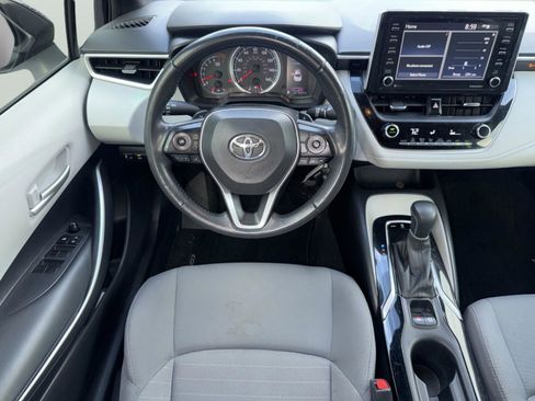 Used 2021 Toyota Corolla SE image 12