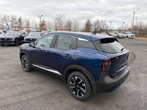 New 2026 Nissan Kicks SV w/ SV Premium Package image 2