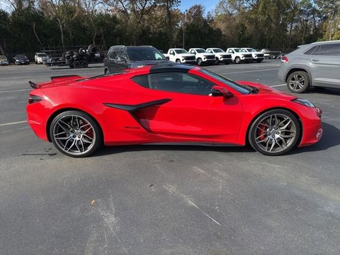 Used 2023 Chevrolet Corvette Z06 w/ Engine Appearance Package image 6