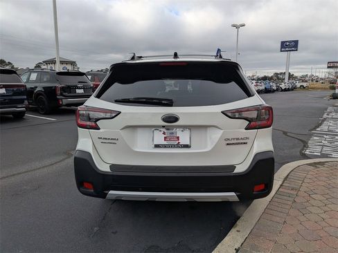 Certified 2025 Subaru Outback Touring XT image 6