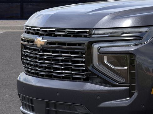 New 2026 Chevrolet Tahoe High Country AWD/4WD image 13