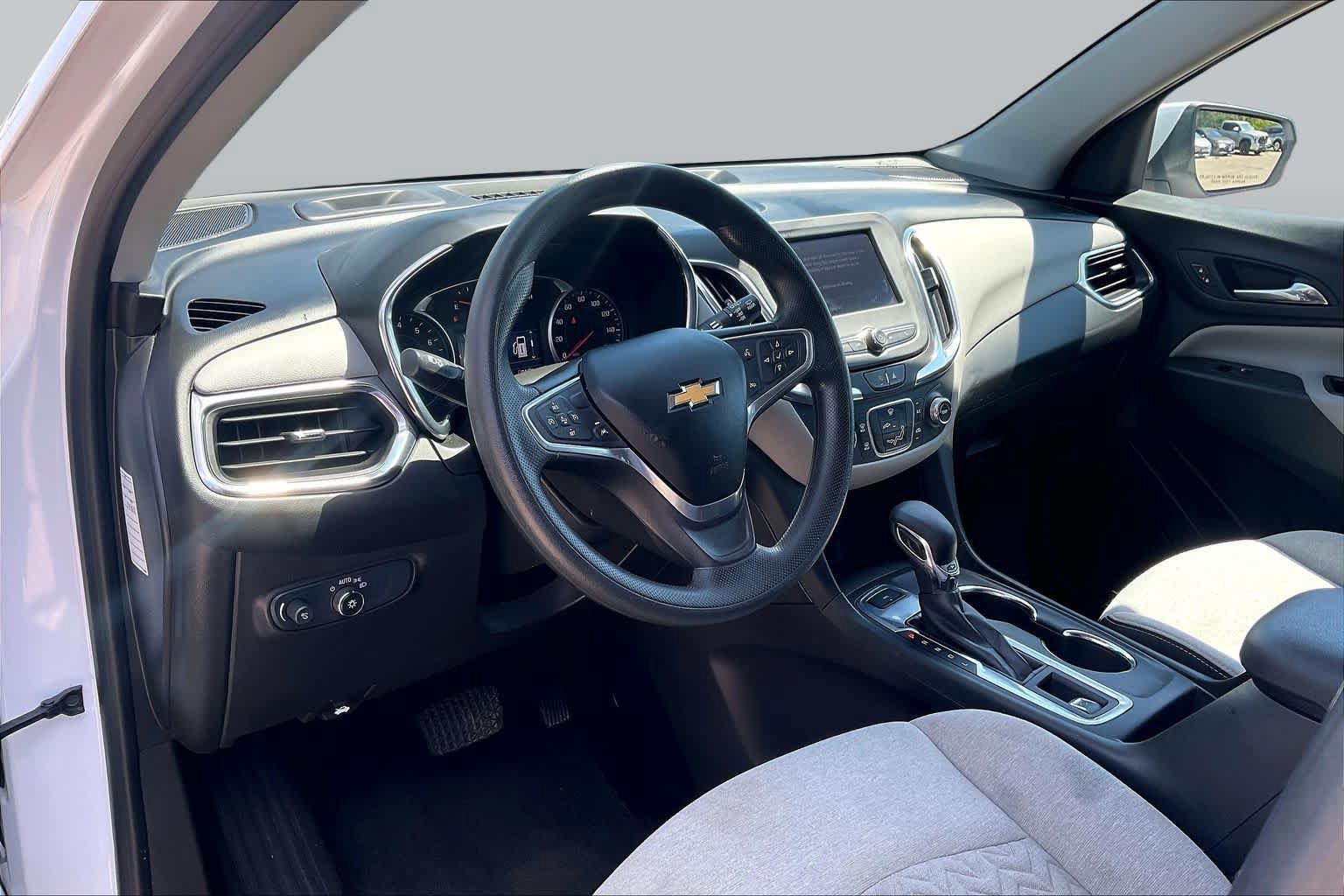 Used 2022 Chevrolet Equinox LT AWD/4WD image 18
