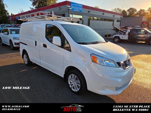 Used 2019 Nissan NV200 SV w/ Navigation Package image 1