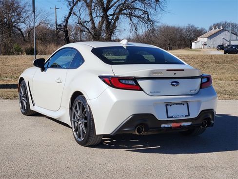 Used 2023 Subaru BRZ Limited w/ Popular Package #2 image 5