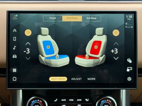 Used 2023 Land Rover Range Rover Long Wheelbase SE image 5