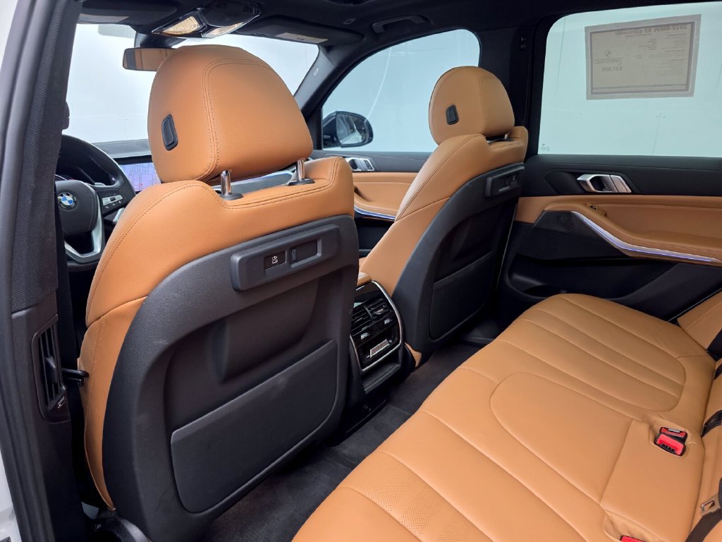 Used 2022 BMW X5 sDrive40i w/ Premium Package RWD image 14