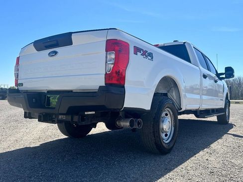 Used 2022 Ford F250 XL w/ Power Equipment Group image 11