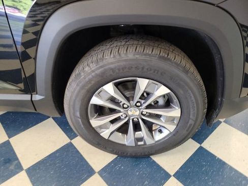 New 2026 Chevrolet Equinox LT w/ Convenience Package II image 13