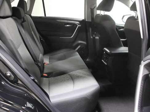 Used 2023 Toyota RAV4 XLE image 17