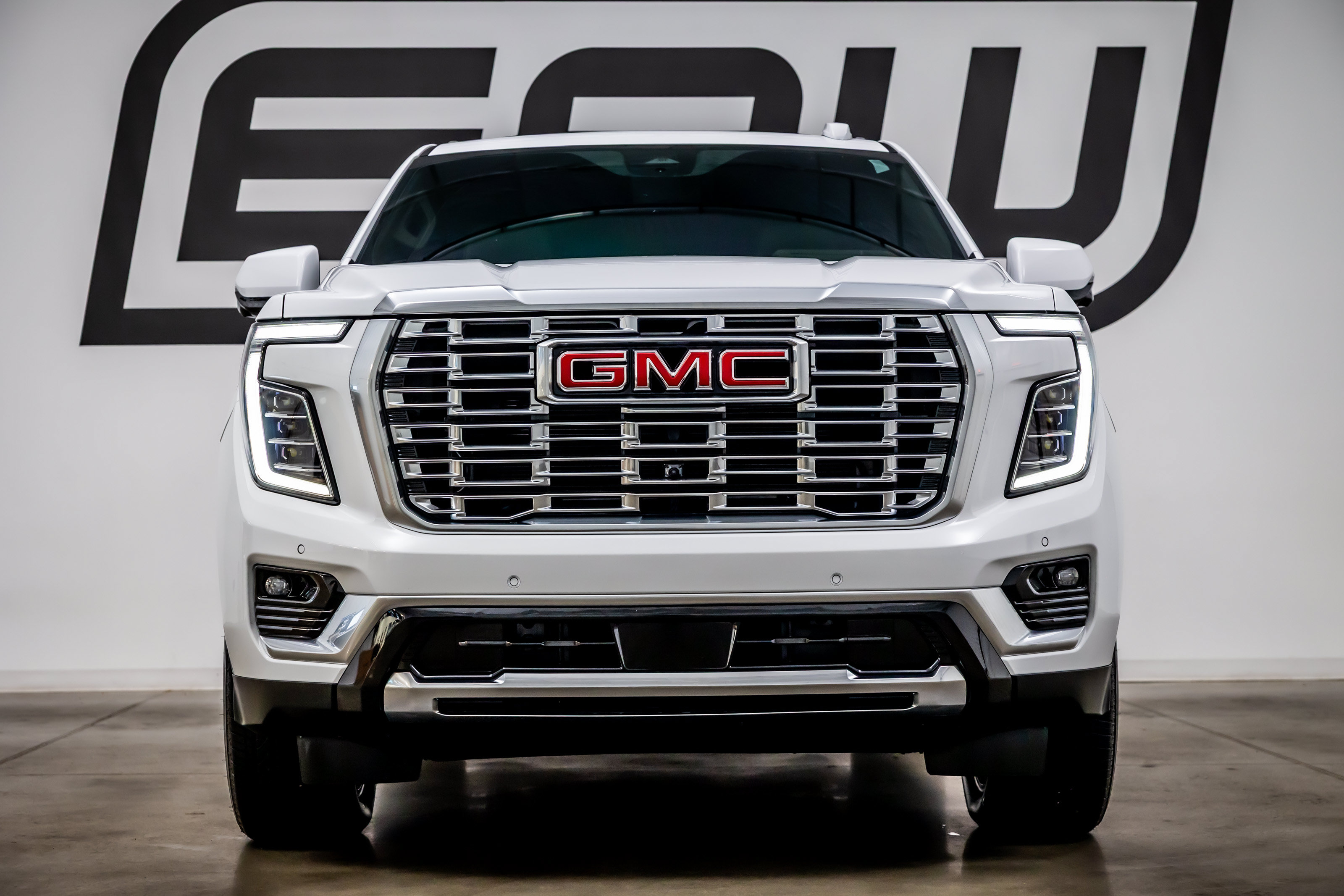 Used 2026 GMC Yukon Denali w/ Denali Reserve Package AWD/4WD image 4