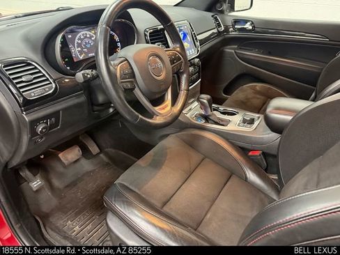 Used 2021 Jeep Grand Cherokee Trailhawk image 11