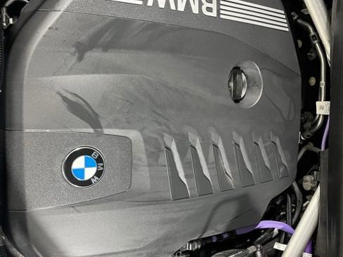 Used 2024 BMW X7 xDrive40i w/ M Sport Package image 24