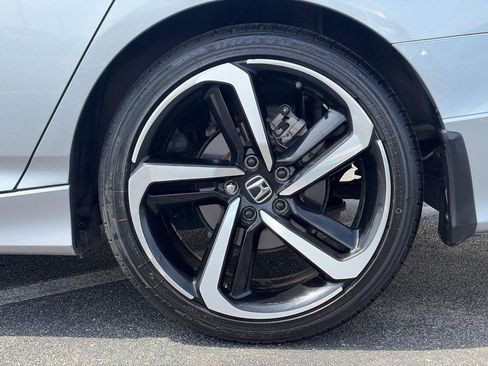 Used 2022 Honda Accord Sport image 9