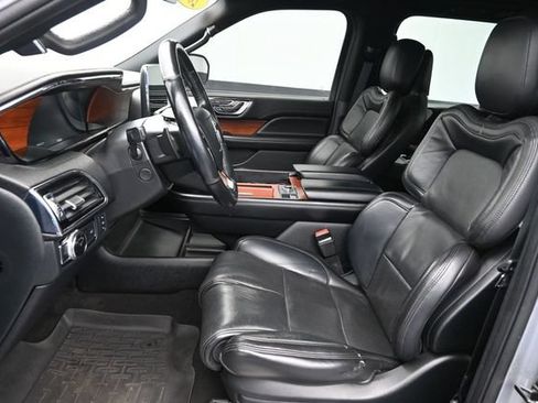 Used 2020 Lincoln Navigator Reserve w/ Luxury Package AWD/4WD image 27