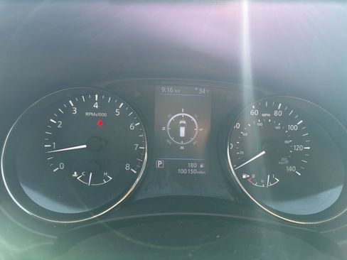 Used 2018 Nissan Rogue SL w/ Premium Package image 12