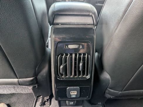 Used 2023 Jeep Compass Limited AWD/4WD image 33