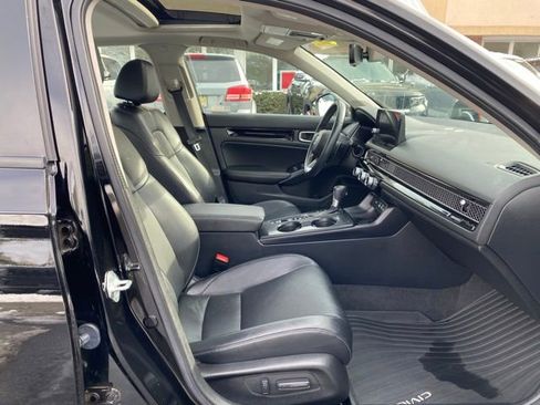 Used 2023 Honda Civic Touring image 33