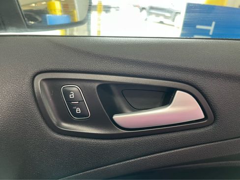 Certified 2019 Ford Escape SE AWD/4WD image 47
