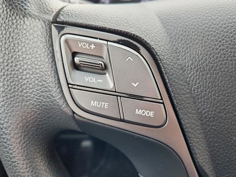 Used 2017 Hyundai Santa Fe Sport image 21