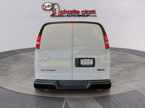 New 2026 GMC Savana 2500 RWD image 4
